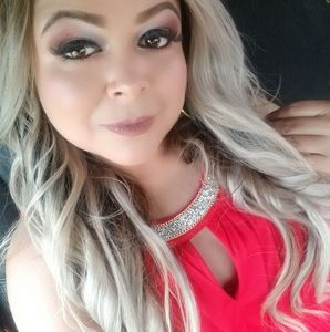 Meet your Posher, Edna